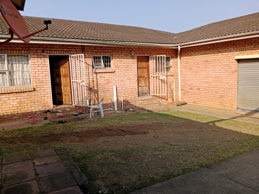 5 Bedroom Property for Sale in Raisethorpe KwaZulu-Natal