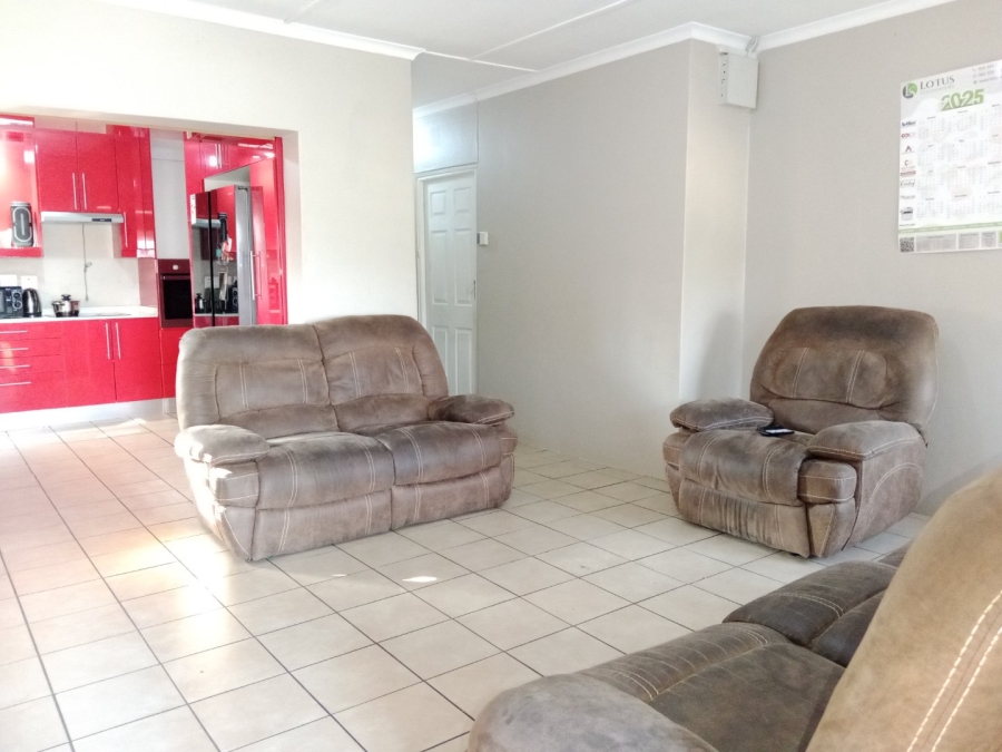 5 Bedroom Property for Sale in Raisethorpe KwaZulu-Natal