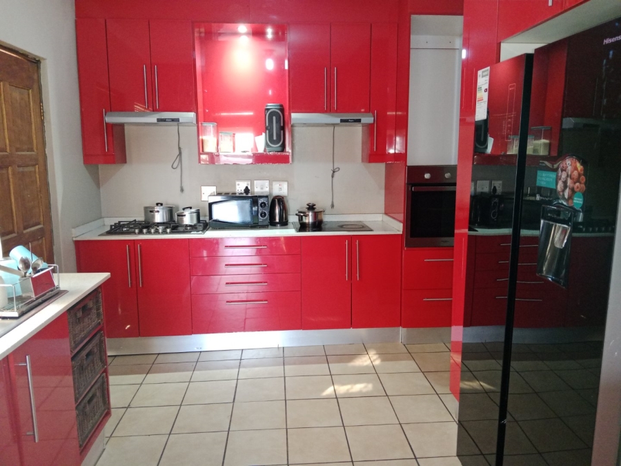5 Bedroom Property for Sale in Raisethorpe KwaZulu-Natal