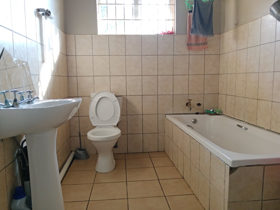 5 Bedroom Property for Sale in Raisethorpe KwaZulu-Natal