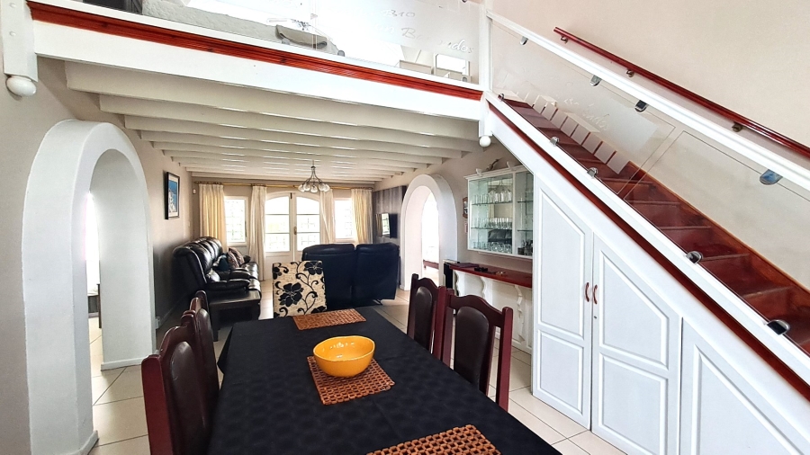 3 Bedroom Property for Sale in Port Edward KwaZulu-Natal
