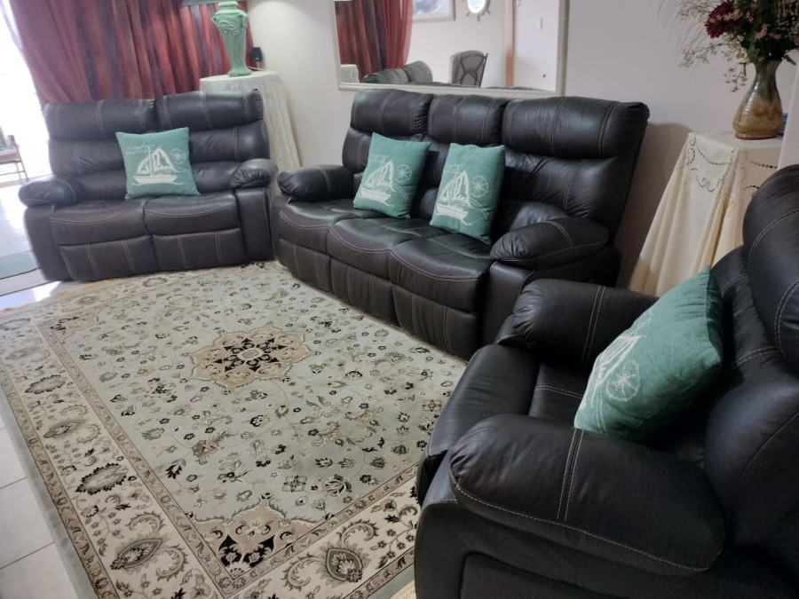 3 Bedroom Property for Sale in Manaba Beach KwaZulu-Natal