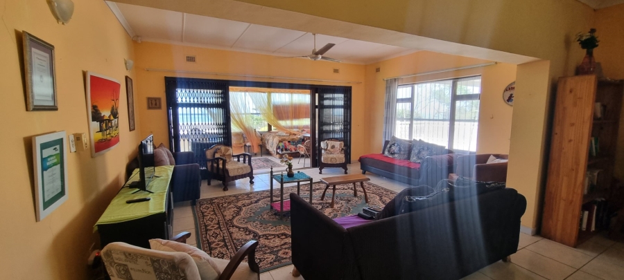 4 Bedroom Property for Sale in St Michaels On Sea KwaZulu-Natal