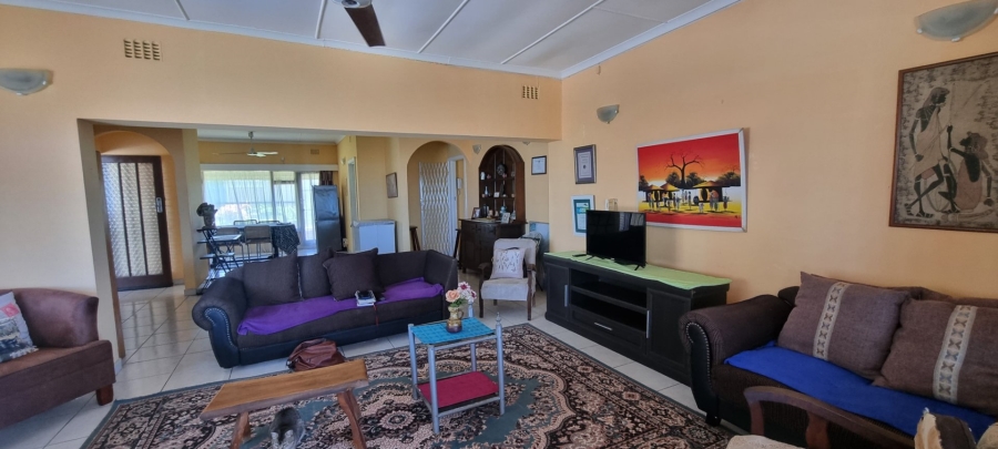 4 Bedroom Property for Sale in St Michaels On Sea KwaZulu-Natal