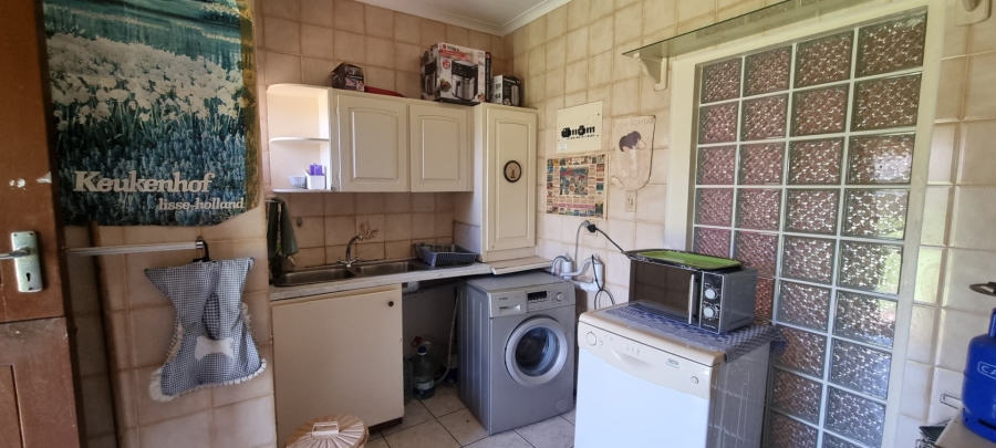 4 Bedroom Property for Sale in St Michaels On Sea KwaZulu-Natal