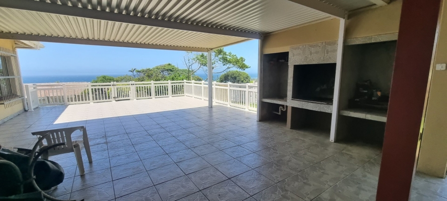 4 Bedroom Property for Sale in St Michaels On Sea KwaZulu-Natal