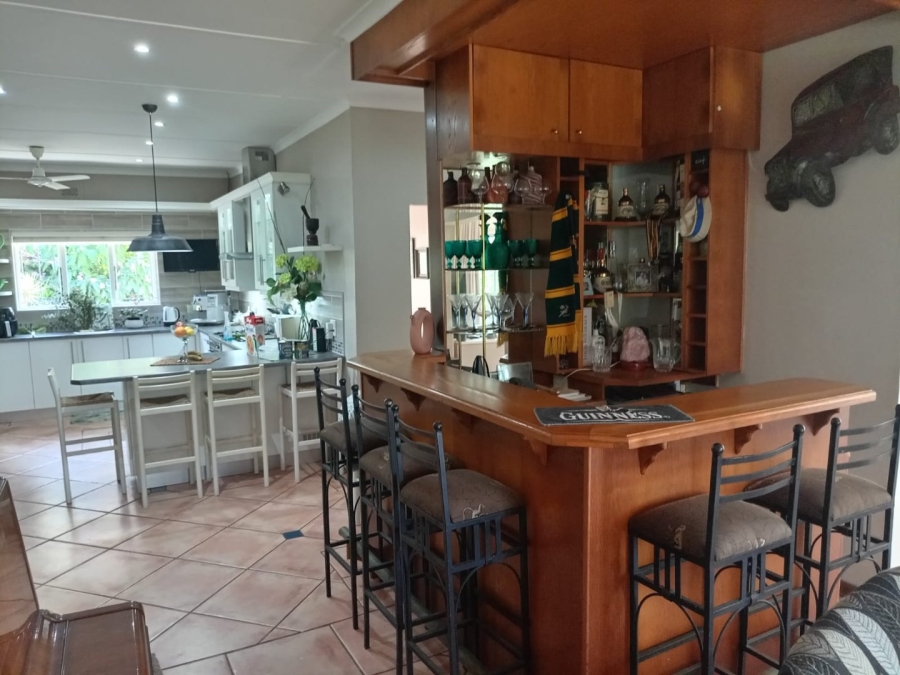 3 Bedroom Property for Sale in Uvongo KwaZulu-Natal