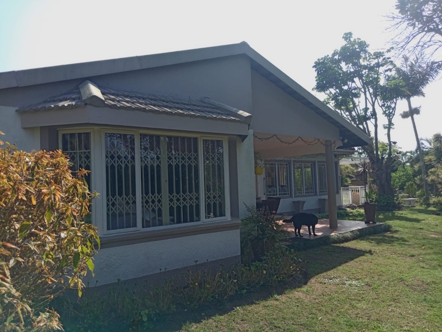 3 Bedroom Property for Sale in Uvongo KwaZulu-Natal