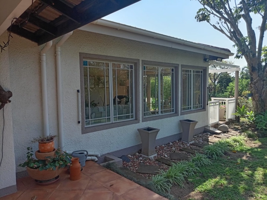 3 Bedroom Property for Sale in Uvongo KwaZulu-Natal