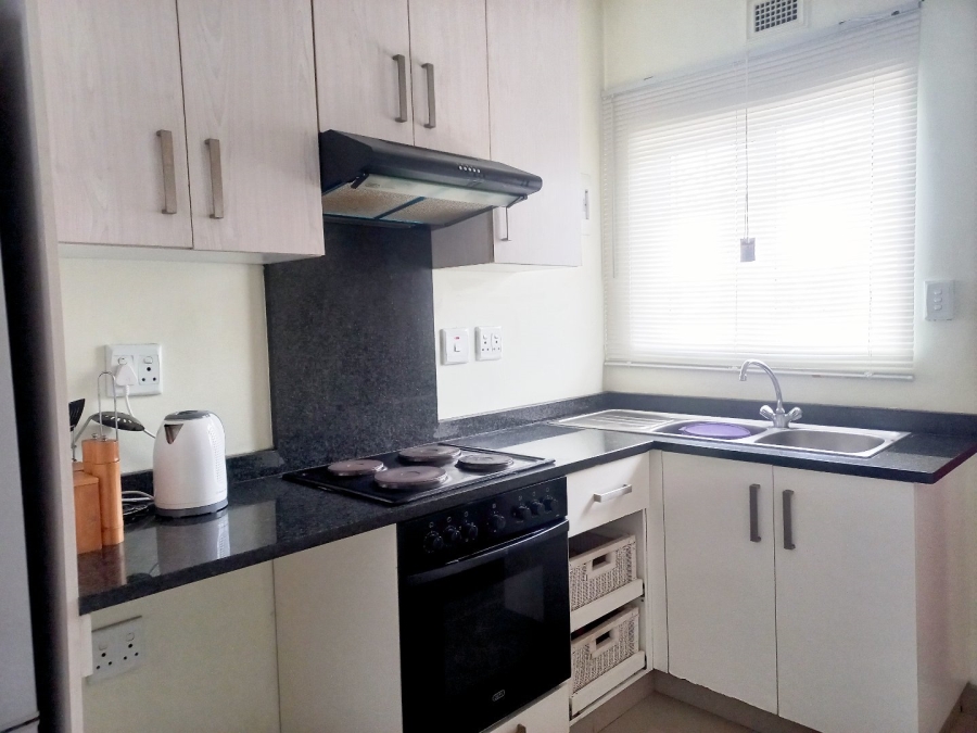 To Let 2 Bedroom Property for Rent in Warrenton KwaZulu-Natal