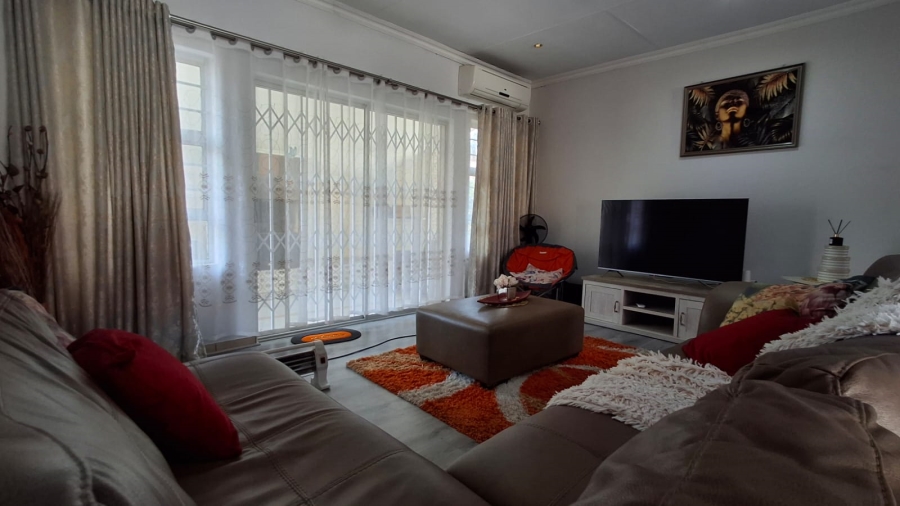  Bedroom Property for Sale in Pioneer Park KwaZulu-Natal