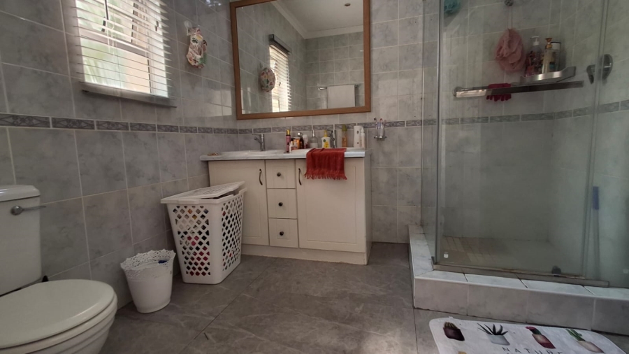  Bedroom Property for Sale in Pioneer Park KwaZulu-Natal