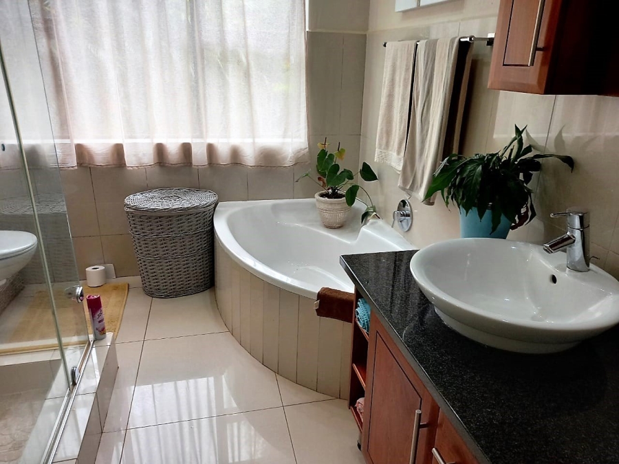 4 Bedroom Property for Sale in Southbroom KwaZulu-Natal