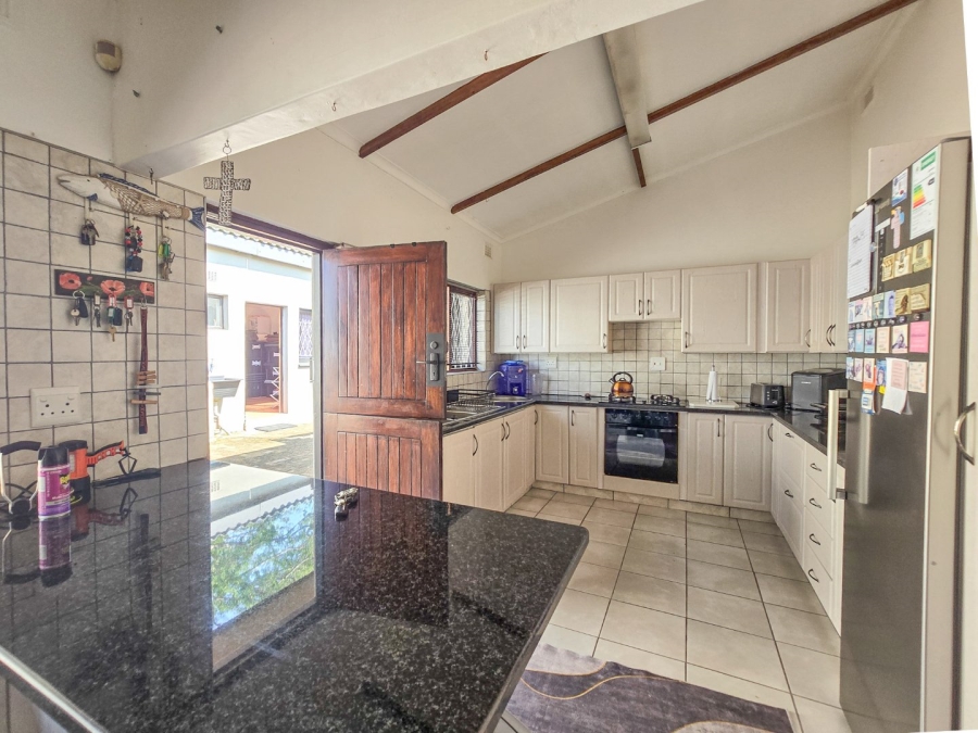 4 Bedroom Property for Sale in Southport KwaZulu-Natal