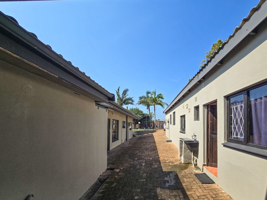 4 Bedroom Property for Sale in Southport KwaZulu-Natal