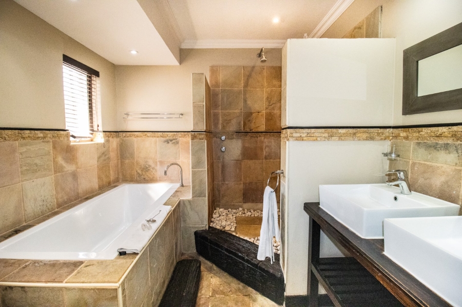 Commercial Property for Sale in Salt Rock KwaZulu-Natal