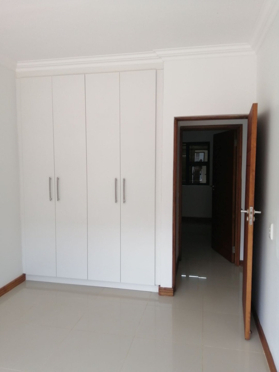 To Let 2 Bedroom Property for Rent in Umhlanga Ridge KwaZulu-Natal