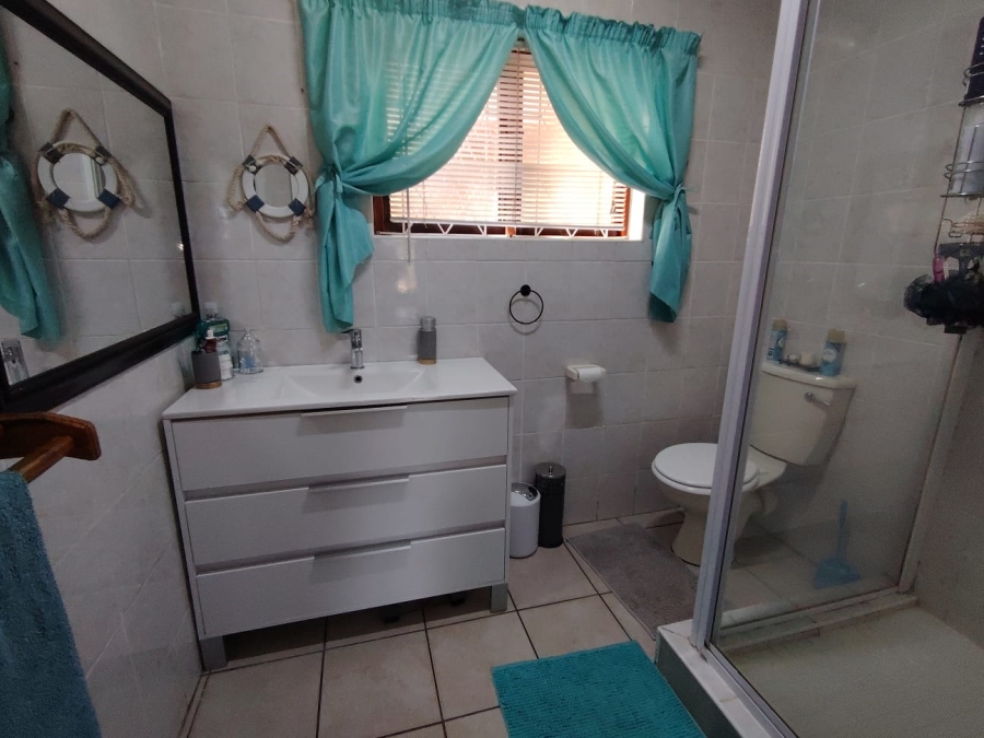 3 Bedroom Property for Sale in Shelly Beach KwaZulu-Natal