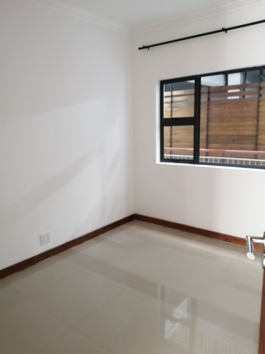 To Let 2 Bedroom Property for Rent in Umhlanga Ridge KwaZulu-Natal