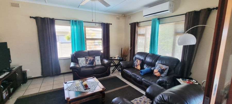6 Bedroom Property for Sale in Shelly Beach KwaZulu-Natal