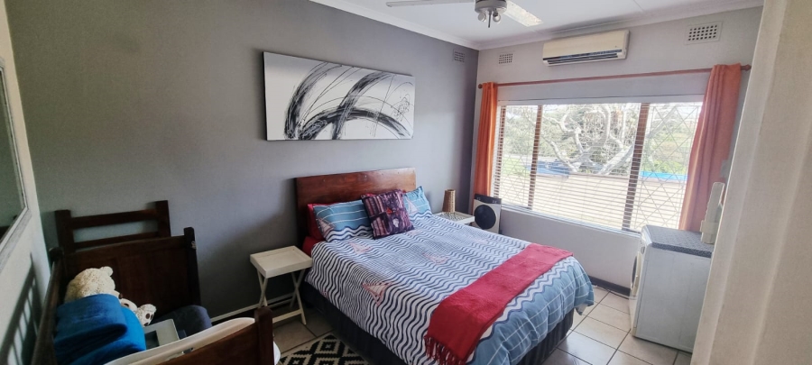 6 Bedroom Property for Sale in Shelly Beach KwaZulu-Natal