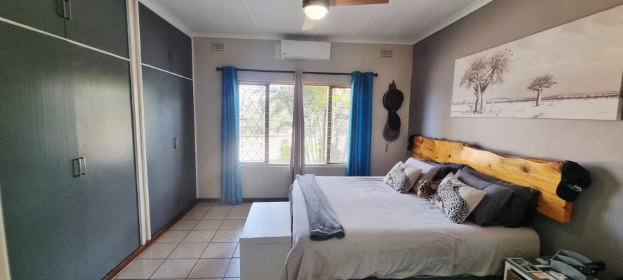6 Bedroom Property for Sale in Shelly Beach KwaZulu-Natal