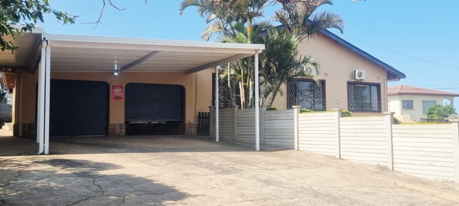 6 Bedroom Property for Sale in Shelly Beach KwaZulu-Natal
