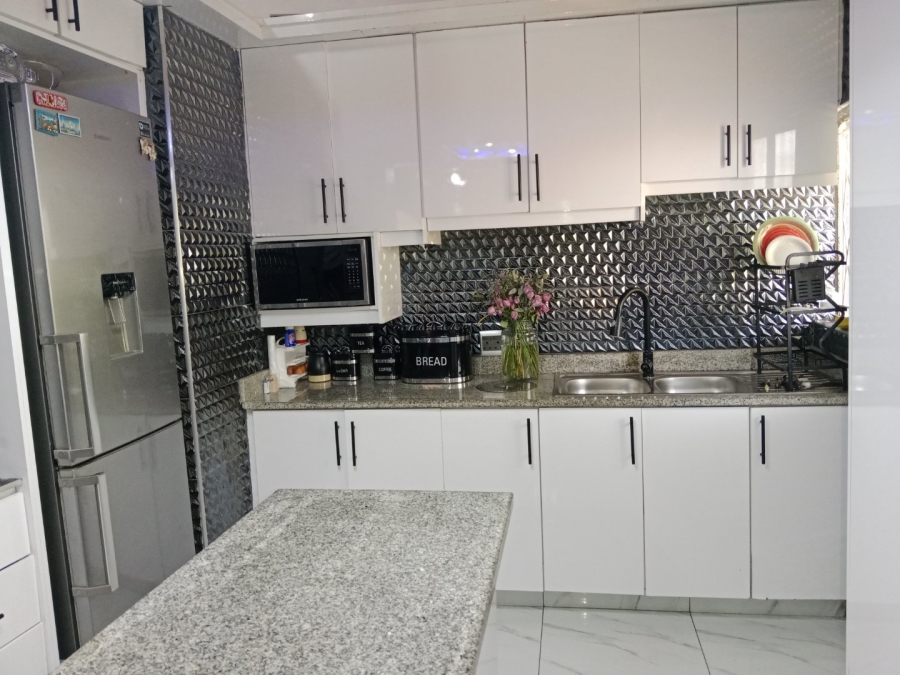 3 Bedroom Property for Sale in Northdale KwaZulu-Natal