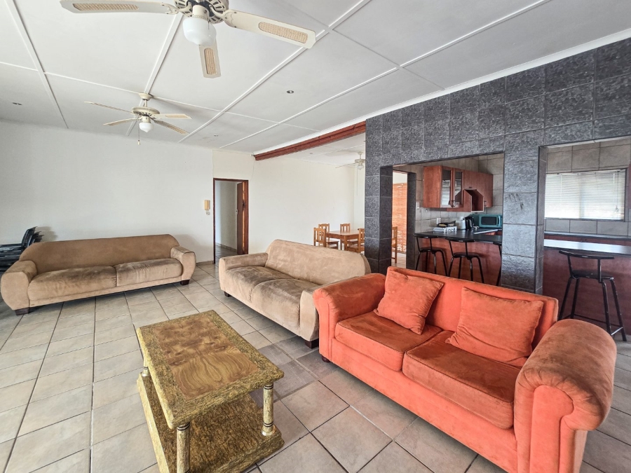 5 Bedroom Property for Sale in Ramsgate KwaZulu-Natal