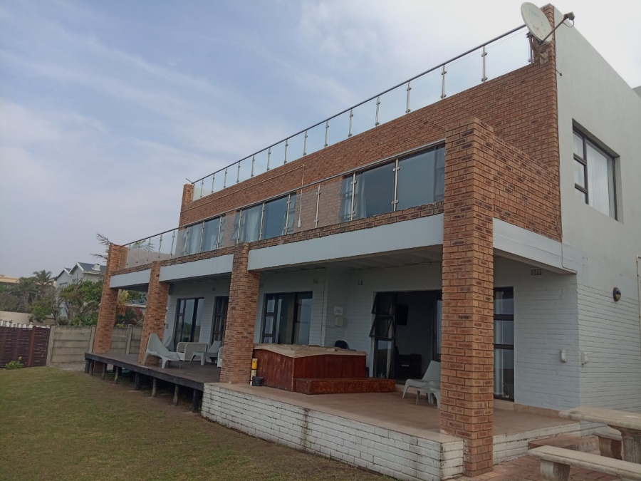 6 Bedroom Property for Sale in Uvongo Beach KwaZulu-Natal