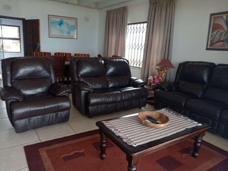 6 Bedroom Property for Sale in Uvongo Beach KwaZulu-Natal
