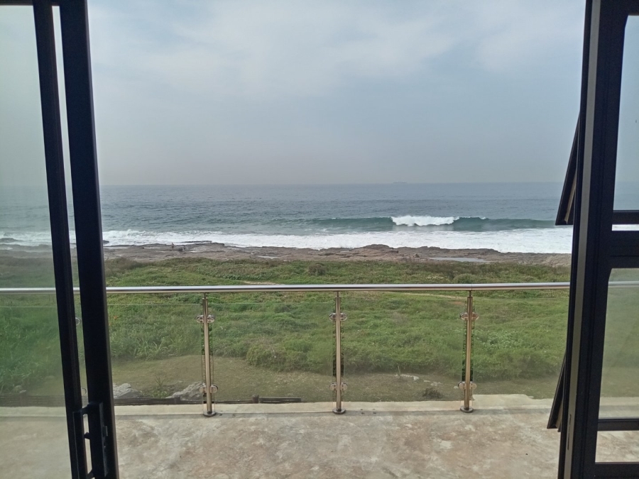 6 Bedroom Property for Sale in Uvongo Beach KwaZulu-Natal