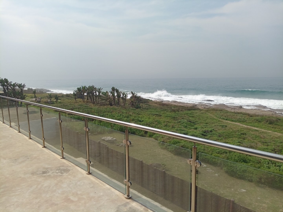 6 Bedroom Property for Sale in Uvongo Beach KwaZulu-Natal