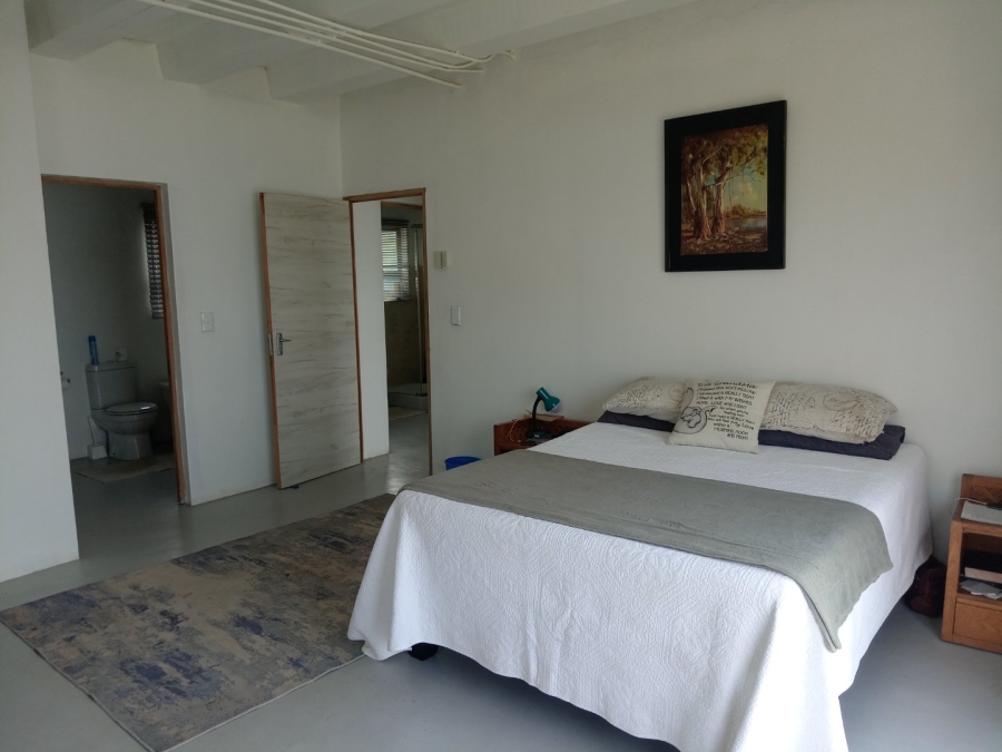 6 Bedroom Property for Sale in Uvongo Beach KwaZulu-Natal