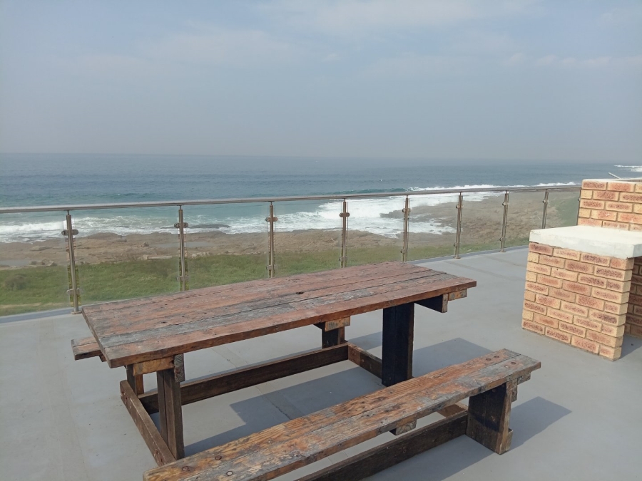 6 Bedroom Property for Sale in Uvongo Beach KwaZulu-Natal
