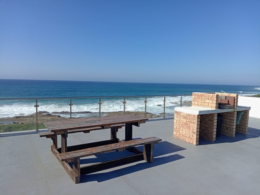 6 Bedroom Property for Sale in Uvongo Beach KwaZulu-Natal