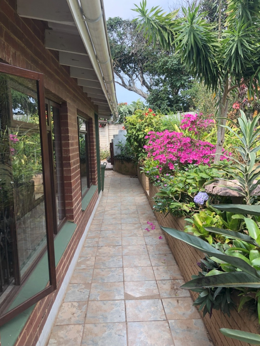 3 Bedroom Property for Sale in Sea Park KwaZulu-Natal