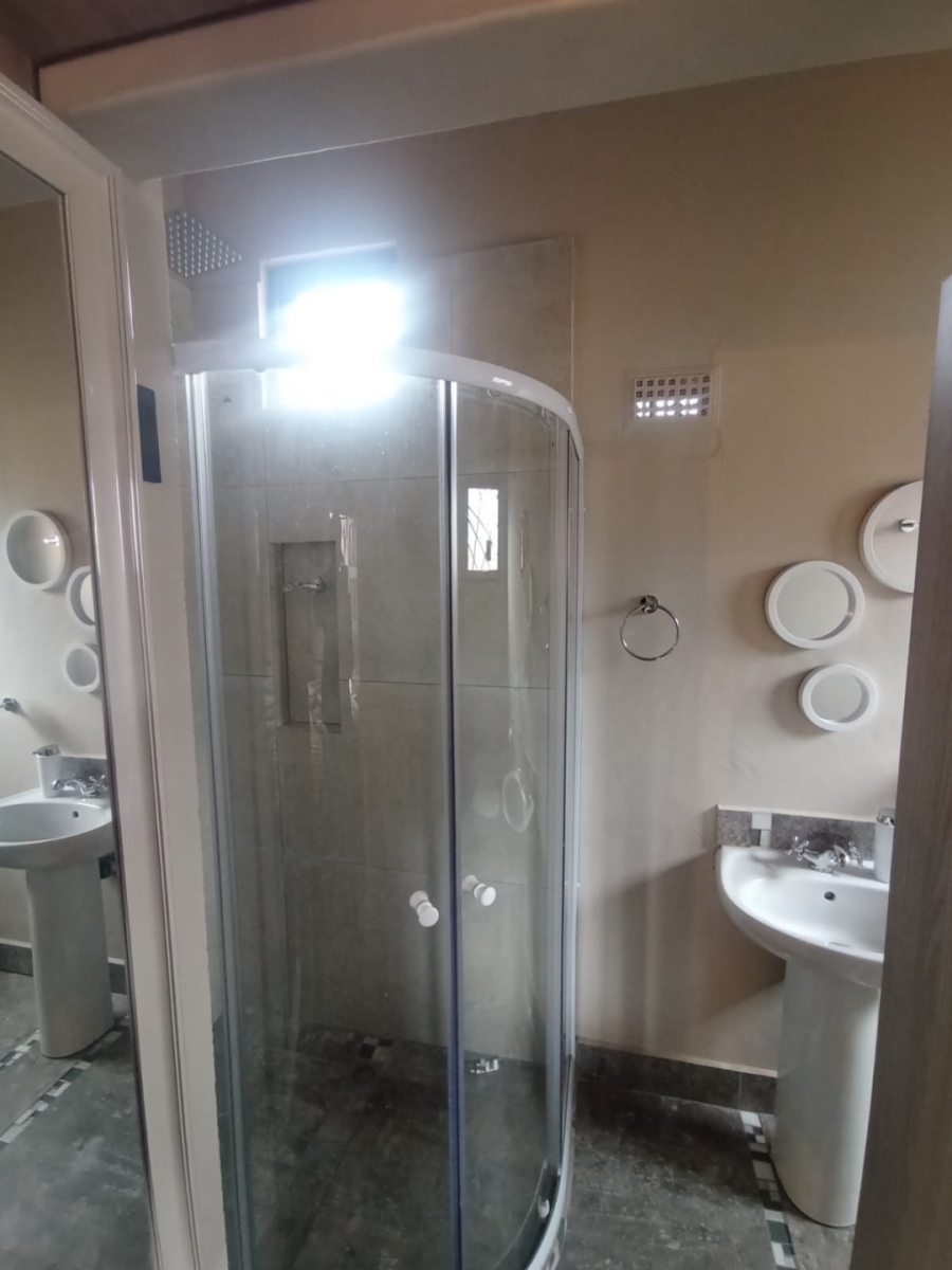 5 Bedroom Property for Sale in Imbali KwaZulu-Natal