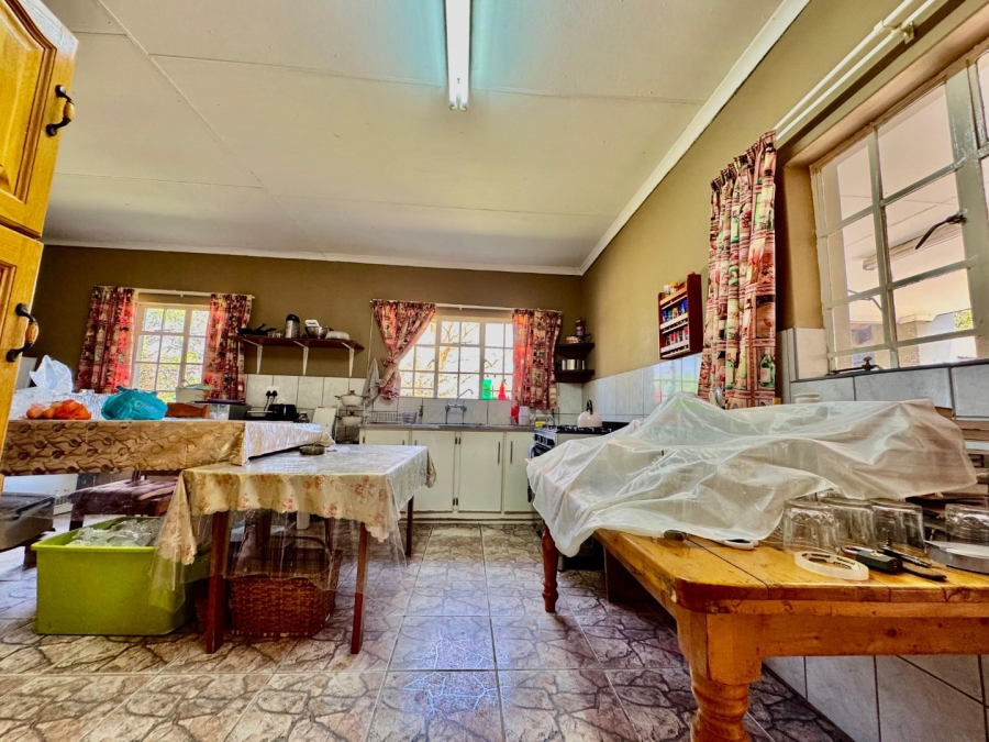 4 Bedroom Property for Sale in Schuinshoogte KwaZulu-Natal
