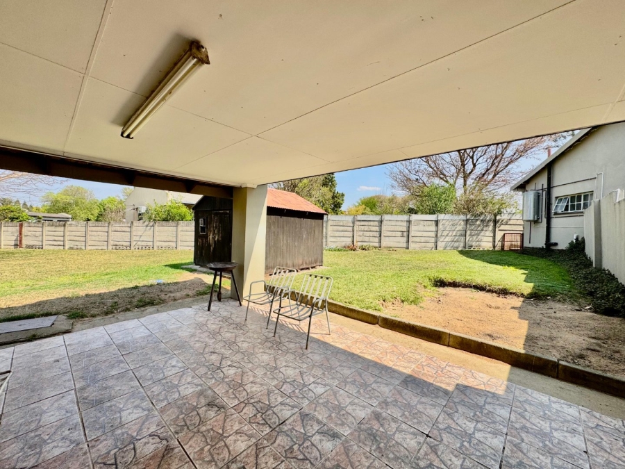 4 Bedroom Property for Sale in Schuinshoogte KwaZulu-Natal