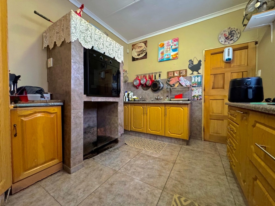 4 Bedroom Property for Sale in Schuinshoogte KwaZulu-Natal