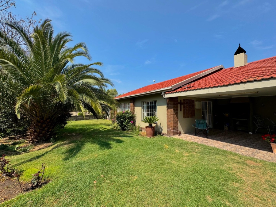 4 Bedroom Property for Sale in Schuinshoogte KwaZulu-Natal