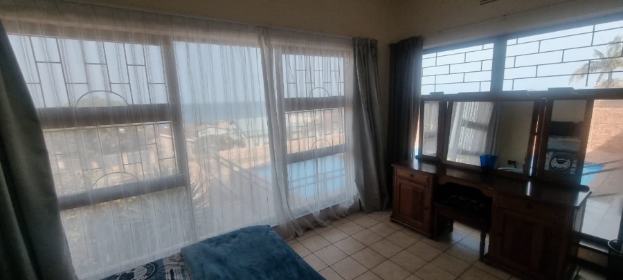 5 Bedroom Property for Sale in Beacon Rocks KwaZulu-Natal