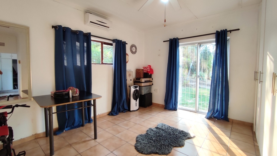 3 Bedroom Property for Sale in Oslo Beach KwaZulu-Natal