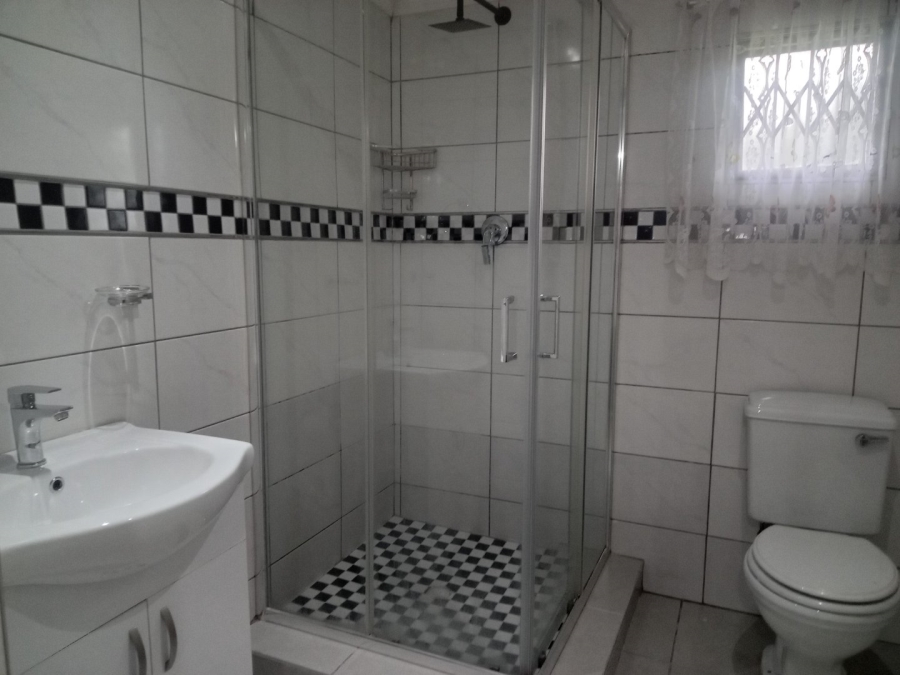 To Let 1 Bedroom Property for Rent in Chasedene KwaZulu-Natal