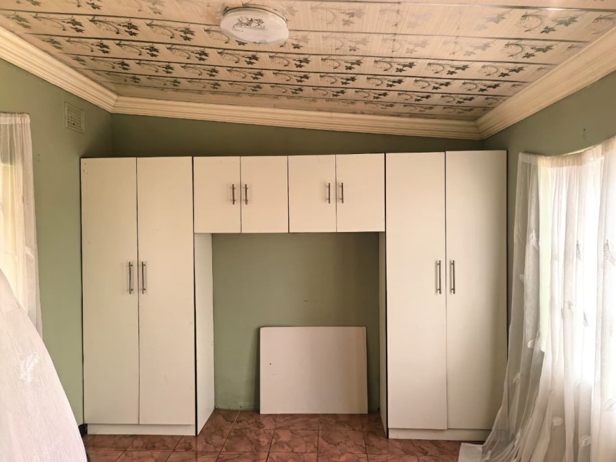 To Let 1 Bedroom Property for Rent in Raisethorpe KwaZulu-Natal