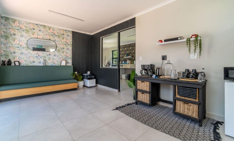 2 Bedroom Property for Sale in Waterfall KwaZulu-Natal