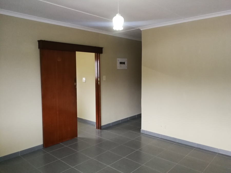 To Let 3 Bedroom Property for Rent in Erasmus Dam KwaZulu-Natal