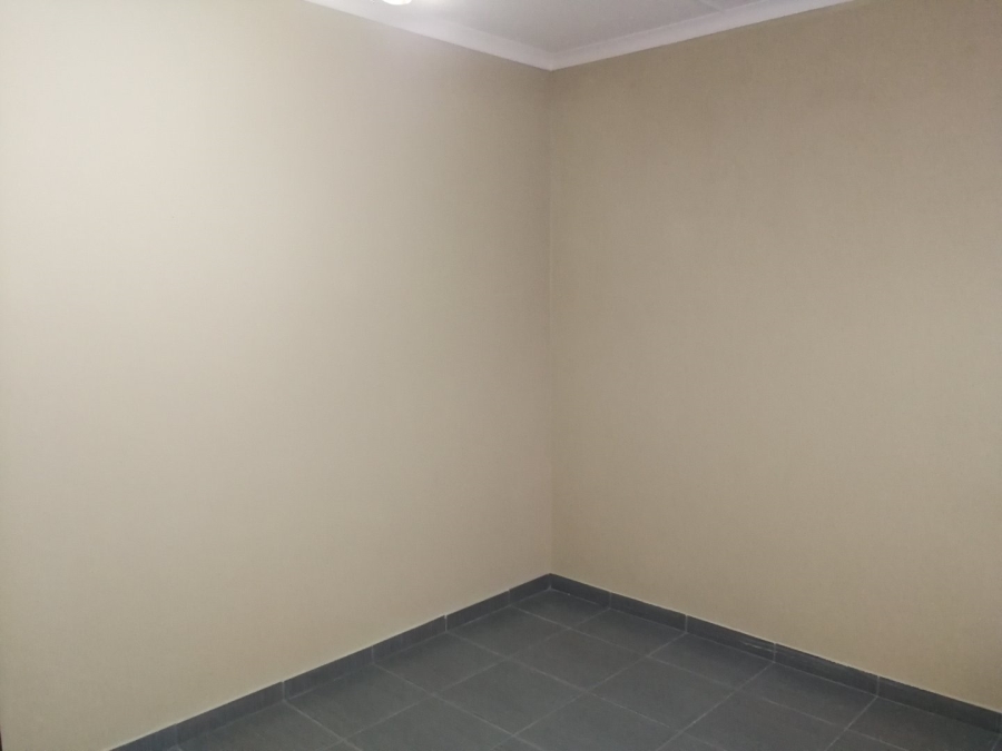 To Let 3 Bedroom Property for Rent in Erasmus Dam KwaZulu-Natal