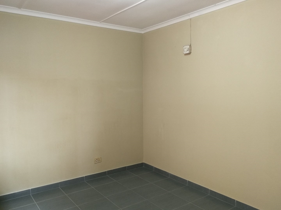 To Let 3 Bedroom Property for Rent in Erasmus Dam KwaZulu-Natal